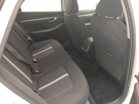 Used 2023 Hyundai Sonata SE image 19