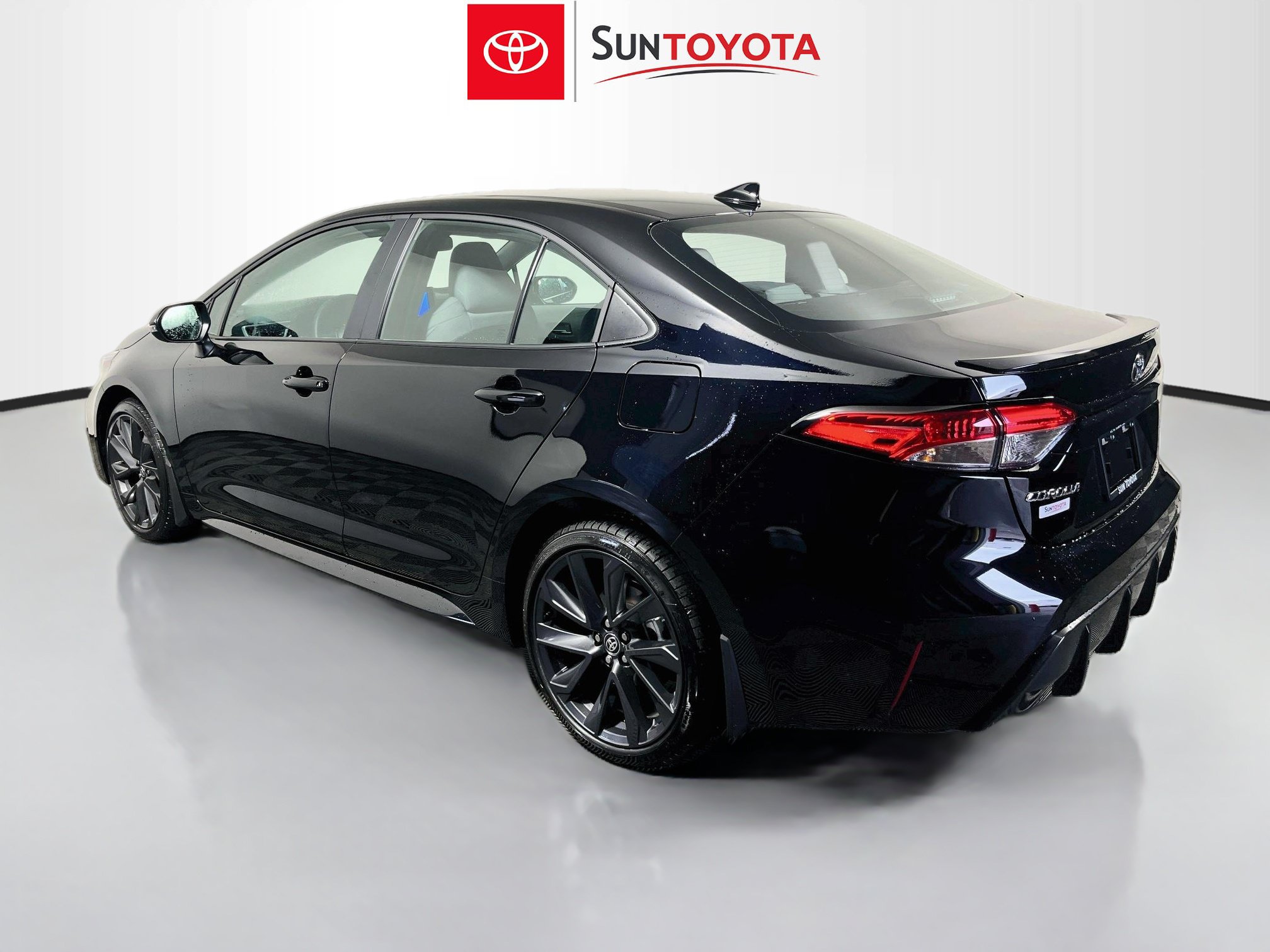 Used 2026 Toyota Corolla SE FWD image 6