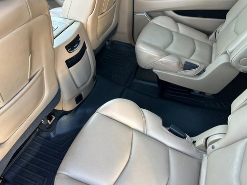 Used 2020 Cadillac Escalade ESV Platinum image 15