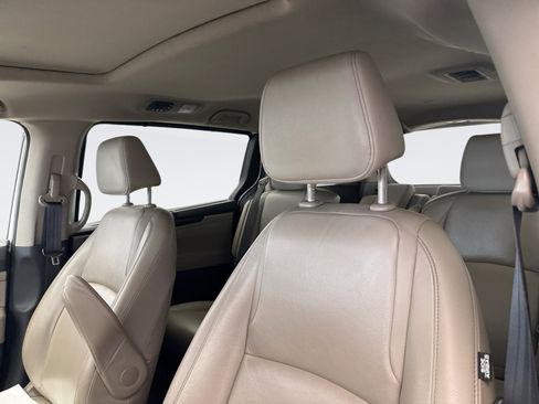 Used 2023 Honda Odyssey EX-L image 9