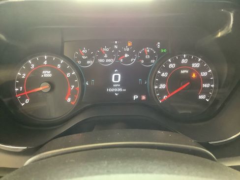Used 2016 Chevrolet Camaro LT RWD image 10