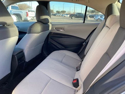 Used 2021 Toyota Corolla LE image 10