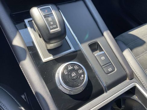 Used 2024 Mitsubishi Outlander SE FWD image 30