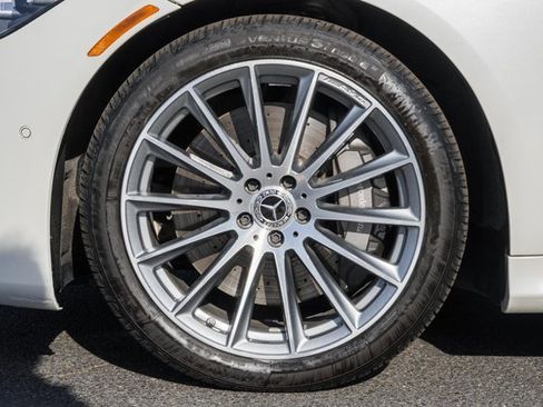 Certified 2022 Mercedes-Benz S 500 4MATIC image 17