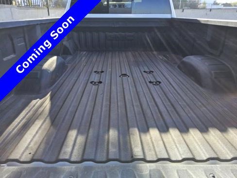 Used 2021 GMC Sierra 3500 SLT w/ SLT Convenience Package AWD/4WD image 3