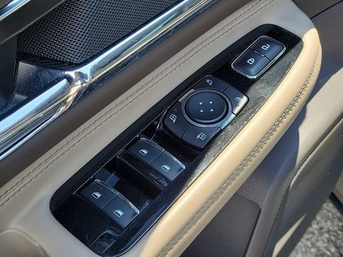 Used 2020 Lincoln Corsair Reserve w/ Elements Package FWD image 19