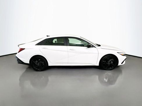 New 2026 Hyundai Elantra SEL Sport Premium FWD image 4