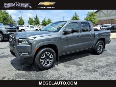 Used 2025 Nissan Frontier SL
