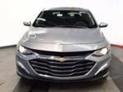 Used 2024 Chevrolet Malibu LT image 2