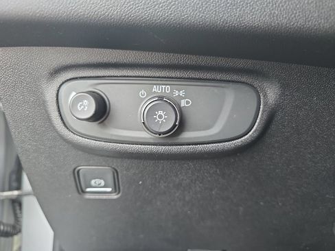 Used 2019 GMC Terrain SLE FWD image 27