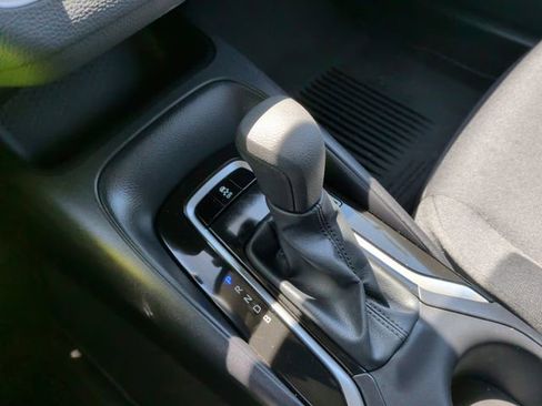 Used 2025 Toyota Corolla LE FWD image 26