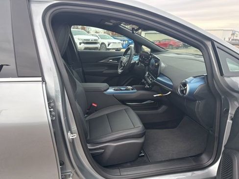 New 2026 Chevrolet Equinox EV LT FWD image 14