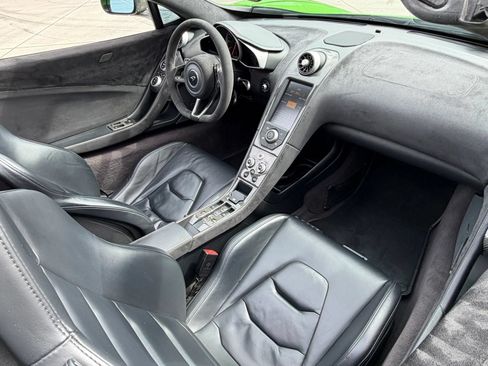 Used 2015 McLaren 650S Spider RWD image 28