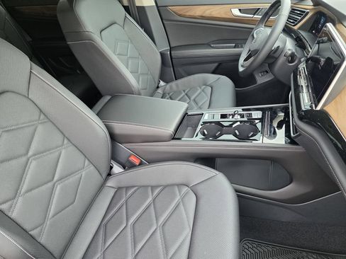 New 2026 Volkswagen Atlas SE FWD image 12