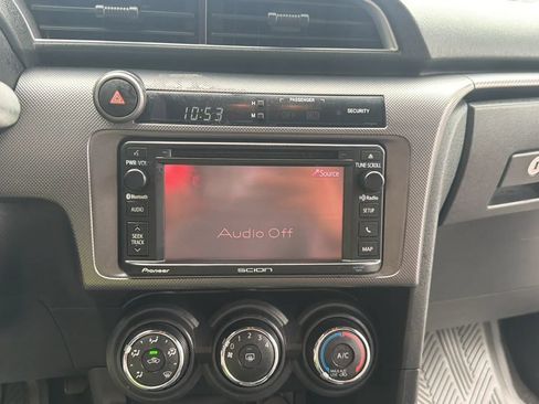 Used 2015 Scion tC FWD image 17