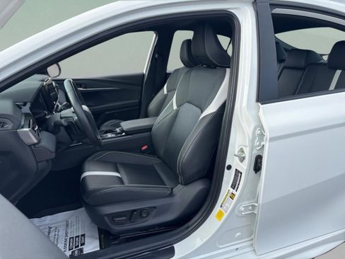 Certified 2025 Toyota Camry SE w/ Convenience Package image 25