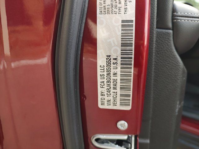 Used 2022 Jeep Grand Cherokee L Limited AWD/4WD image 37