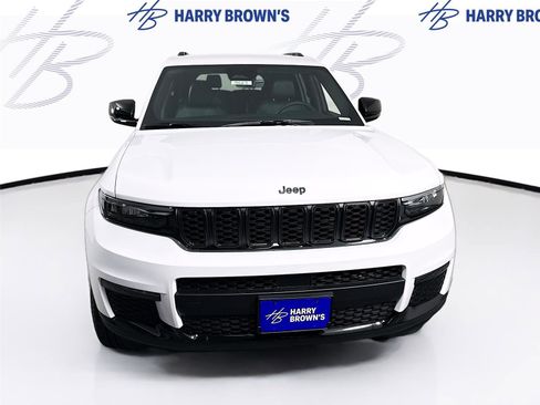 New 2025 Jeep Grand Cherokee L Limited w/ Black Appearance Package image 29