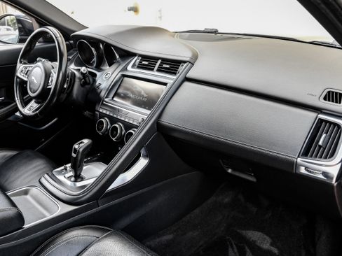 Used 2018 Jaguar E-PACE R-Dynamic S AWD/4WD image 12