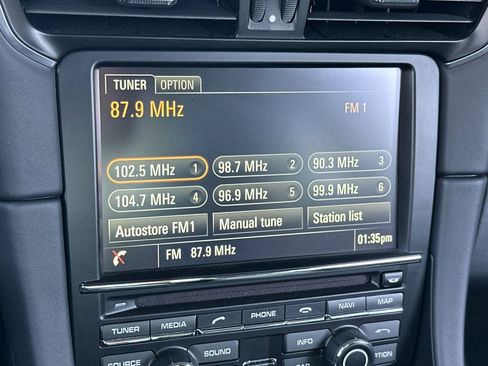 Certified 2016 Porsche 911 R RWD image 21