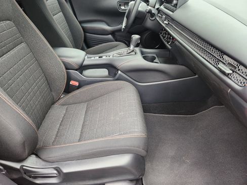 Used 2024 Honda HR-V Sport image 17