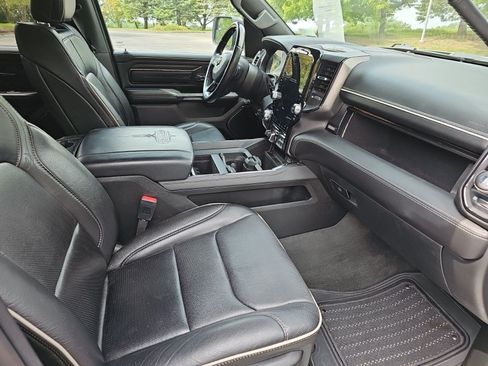 Used 2022 RAM 1500 Limited AWD/4WD image 10