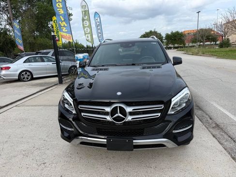 Used 2016 Mercedes-Benz GLE 300d 4MATIC image 3