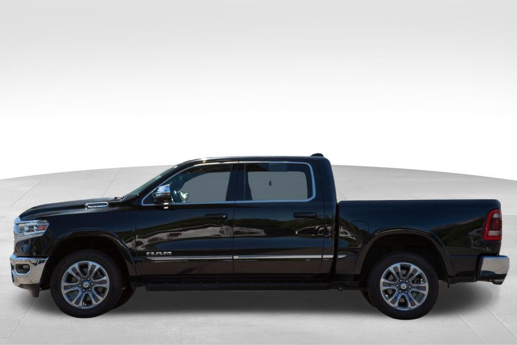 Used 2023 RAM 1500 Limited AWD/4WD image 6