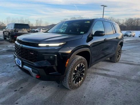 New 2026 Chevrolet Traverse Z71 w/ LPO, Floor Liner Package image 4