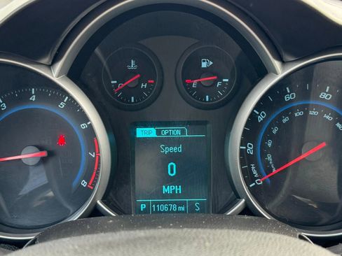 Used 2014 Chevrolet Cruze LT FWD image 18