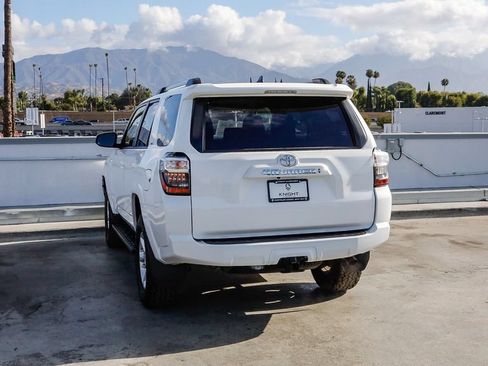 Used 2024 Toyota 4Runner SR5 AWD/4WD image 7