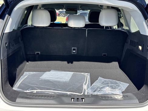 New 2026 Lincoln Nautilus Premier image 11