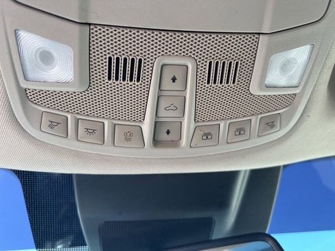 Used 2021 Ford Expedition Max XLT image 25