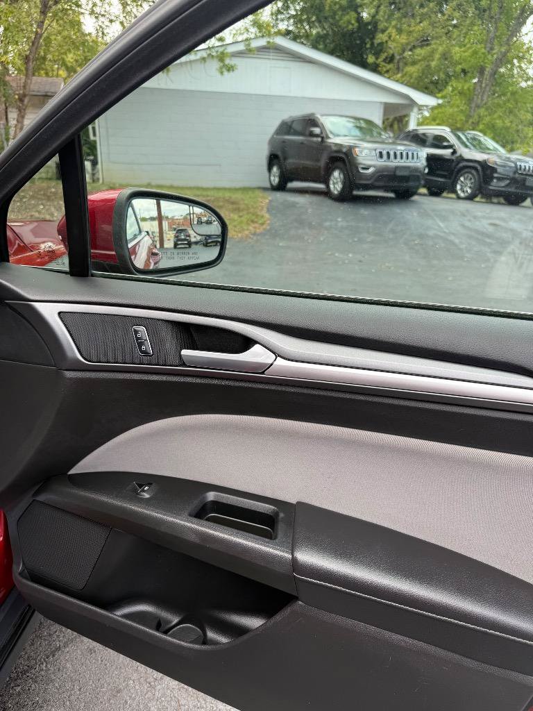 Used 2016 Ford Fusion S FWD image 25