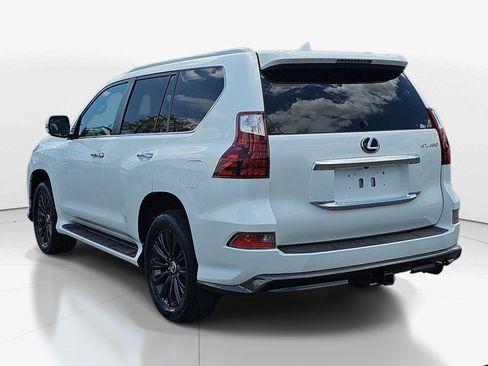 Used 2021 Lexus GX 460 Luxury w/ Sport Design Package AWD/4WD image 6