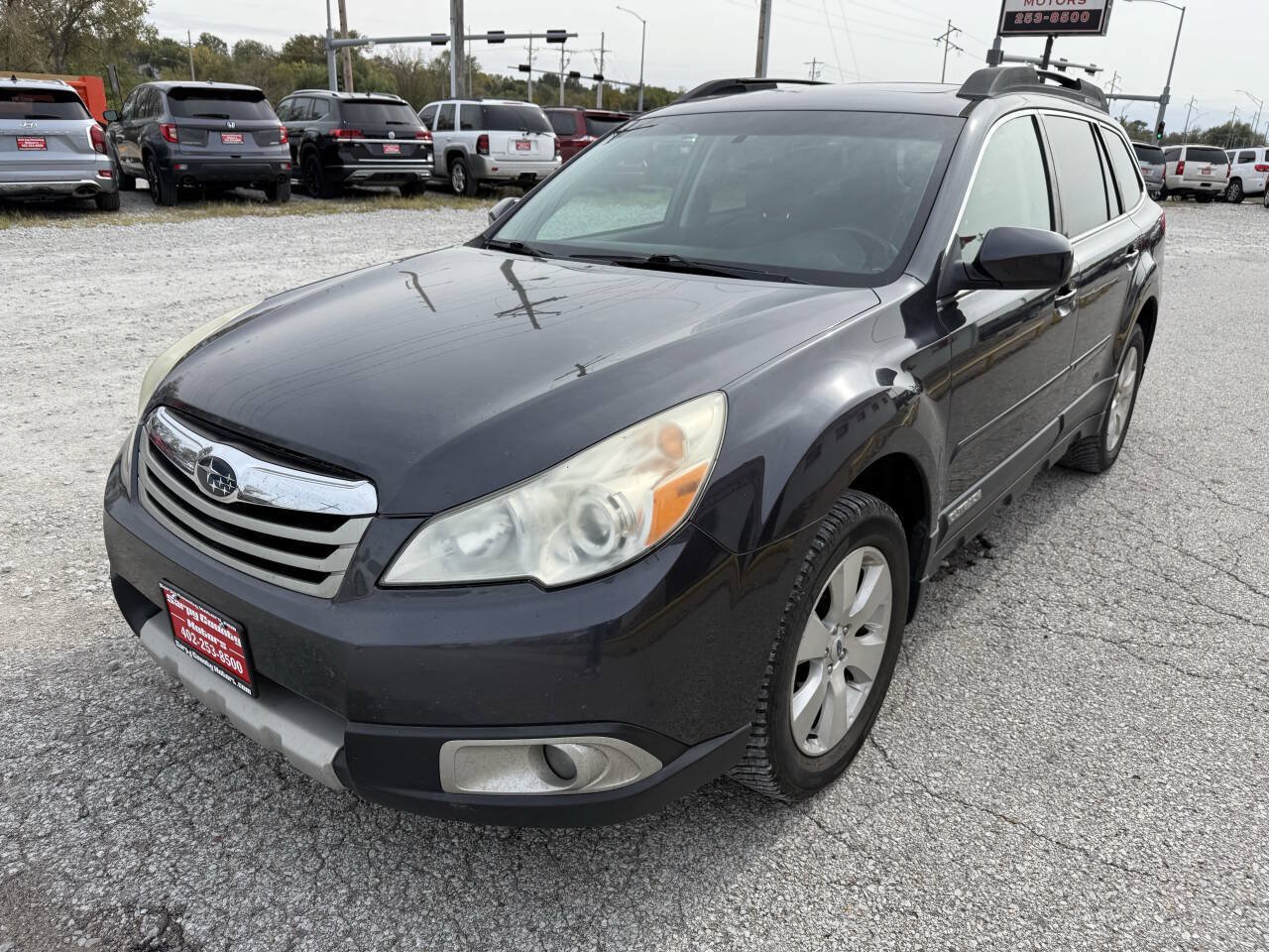 Used 2012 Subaru Outback 3.6R Limited w/ Moonroof Pkg AWD/4WD image 7