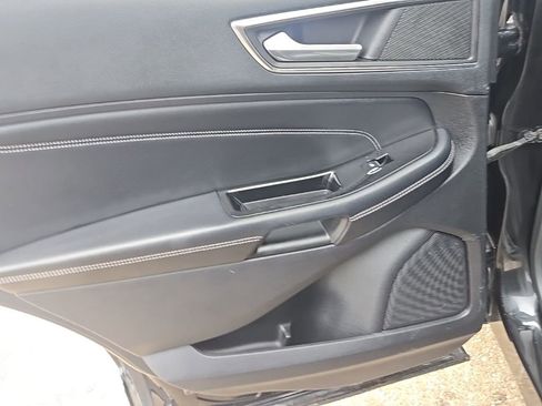 Used 2015 Ford Edge Titanium w/ Equipment Group 302A image 33
