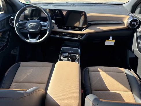 New 2026 Chevrolet Equinox ACTIV w/ Convenience Package III image 18