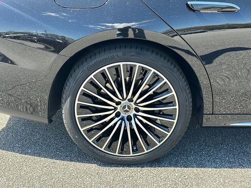 New 2026 Mercedes-Benz E 350 4MATIC Sedan image 19