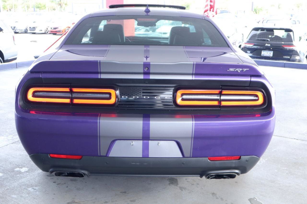Used 2018 Dodge Challenger SRT w/ Technology Group RWD image 8