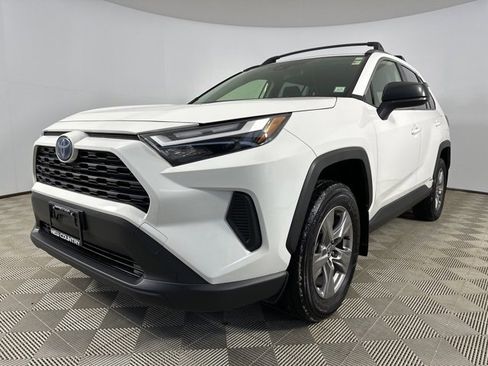 Used 2023 Toyota RAV4 LE image 3