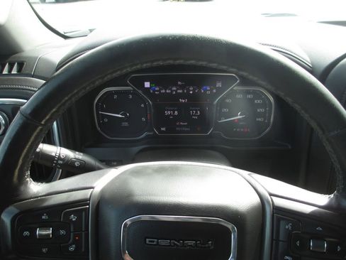 Used 2022 GMC Sierra 3500 Denali w/ Denali Ultimate Package AWD/4WD image 36