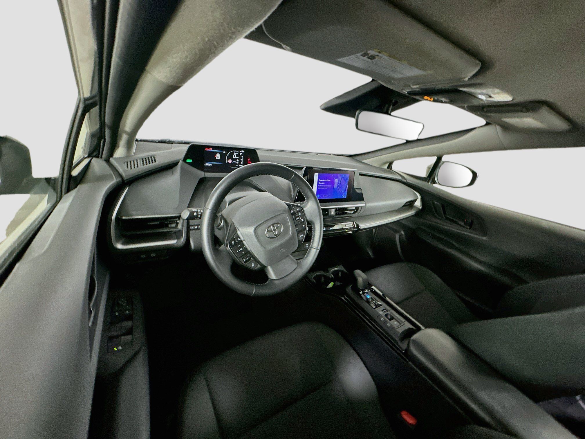 Used 2026 Toyota Prius LE FWD image 18