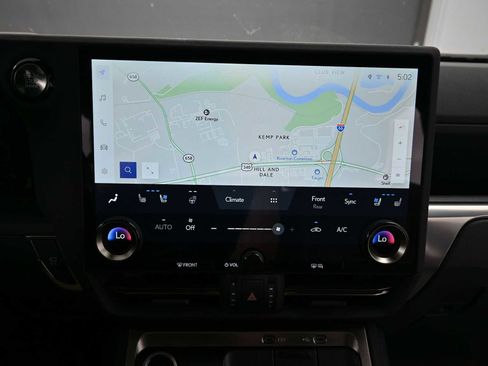 Used 2024 Lexus GX 550 image 14