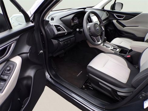 Used 2024 Subaru Forester image 16