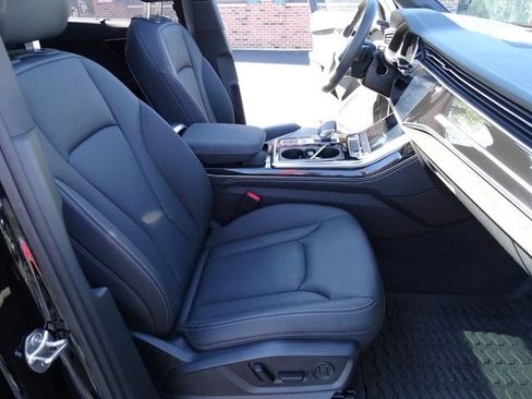 Used 2025 Audi Q7 3.0T Premium Plus image 18