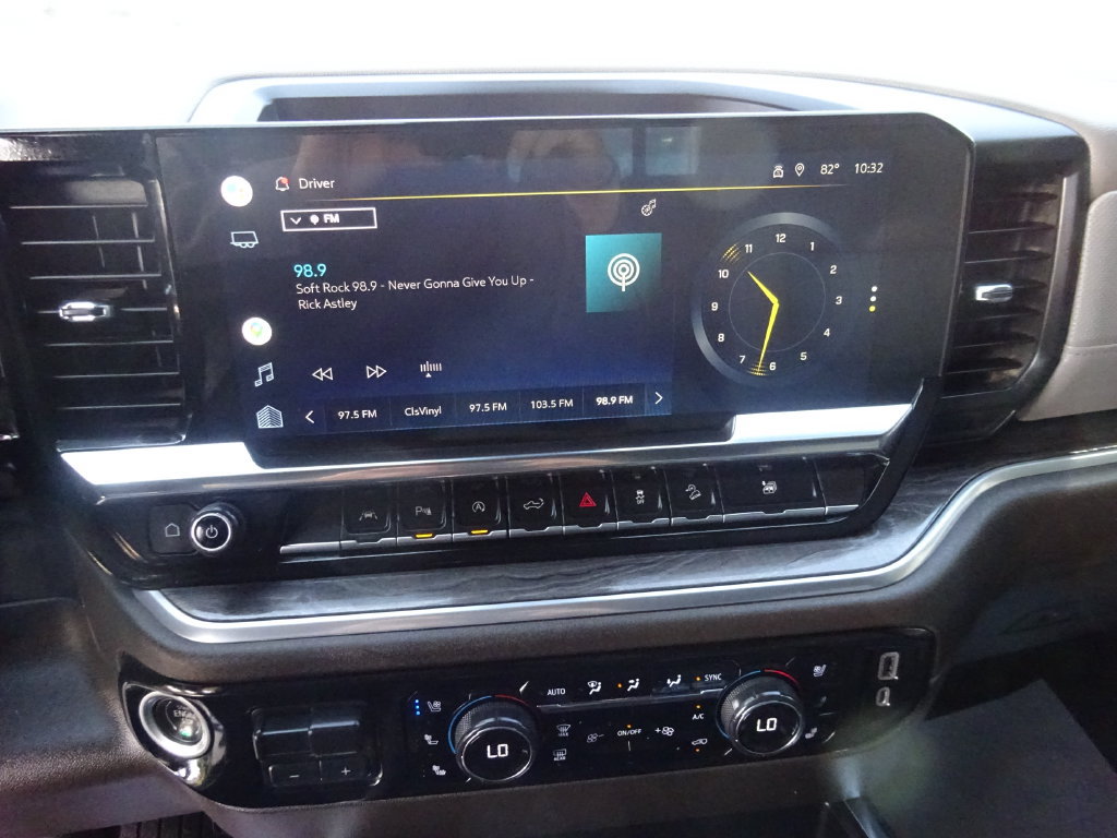 Certified 2022 Chevrolet Silverado 1500 LTZ AWD/4WD image 27