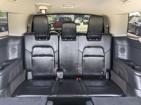 Used 2024 Nissan Pathfinder SL w/ SL Premium Package FWD image 44
