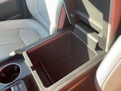Used 2025 Honda Pilot Elite image 13