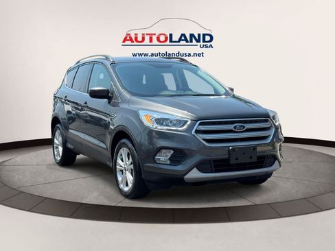 Used 2018 Ford Escape SEL AWD/4WD image 2